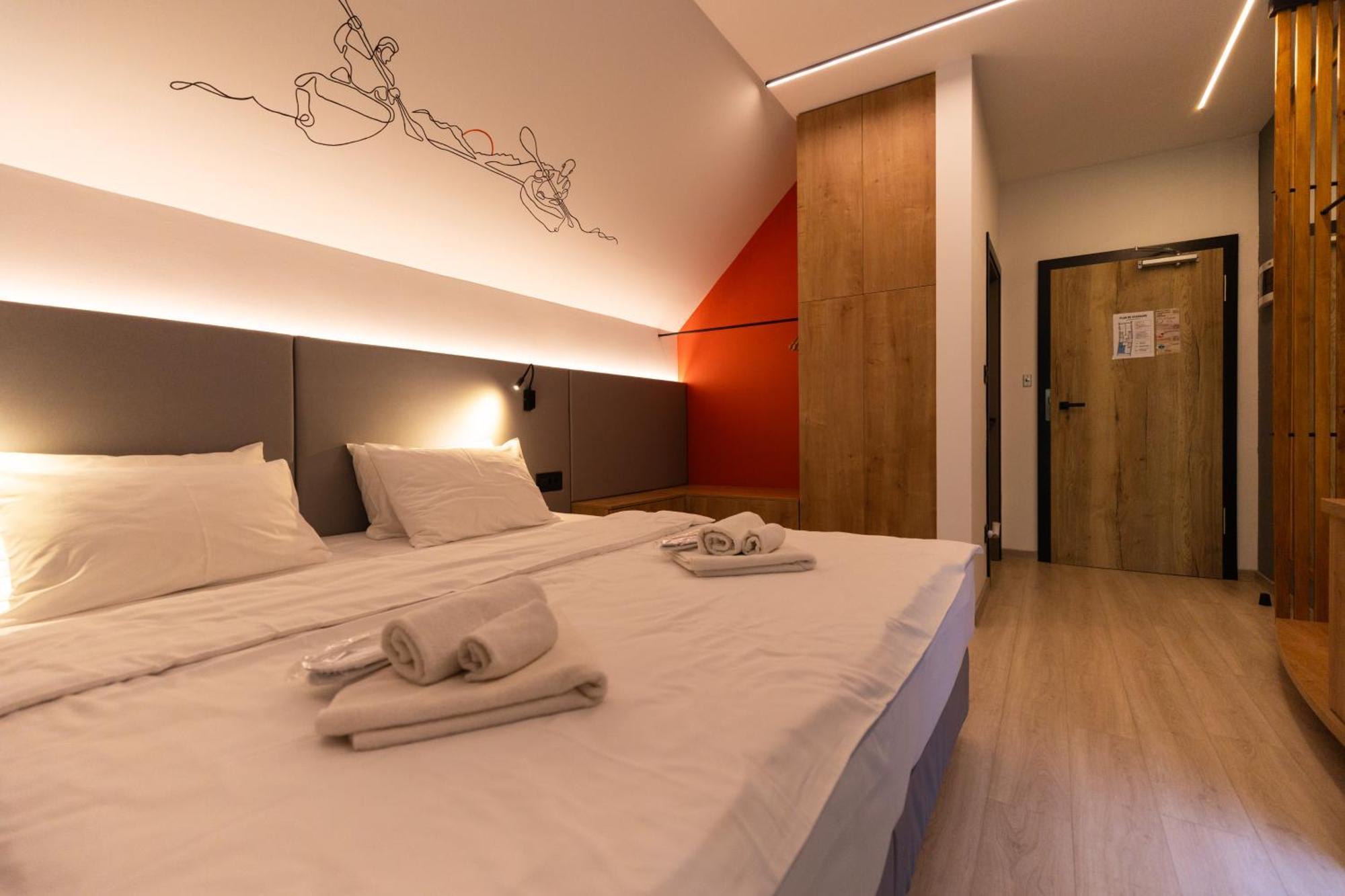 Adventure Lake Resort - Simared Baia Mare Exterior photo